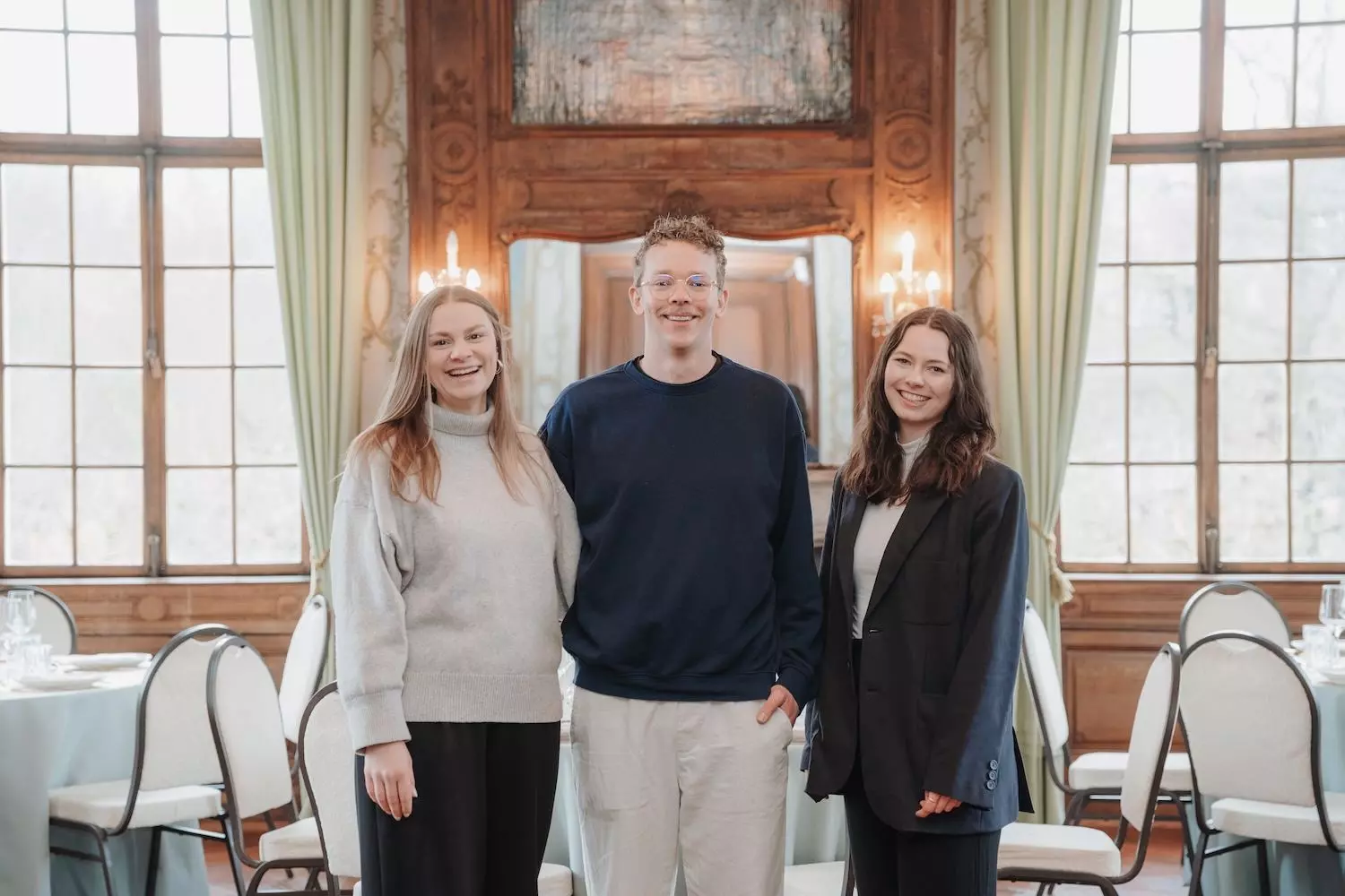 Hochzeitsdekoration Schloss Miel Bonn modernes Design